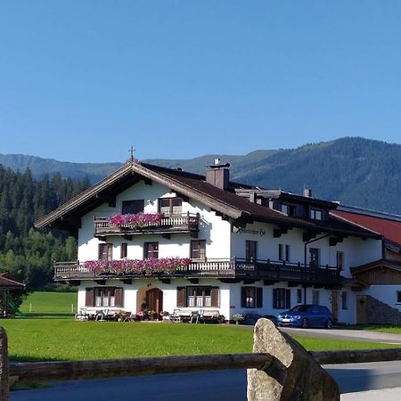 Hinterlechnerhof 호텔 베스텐도르프 외부 사진